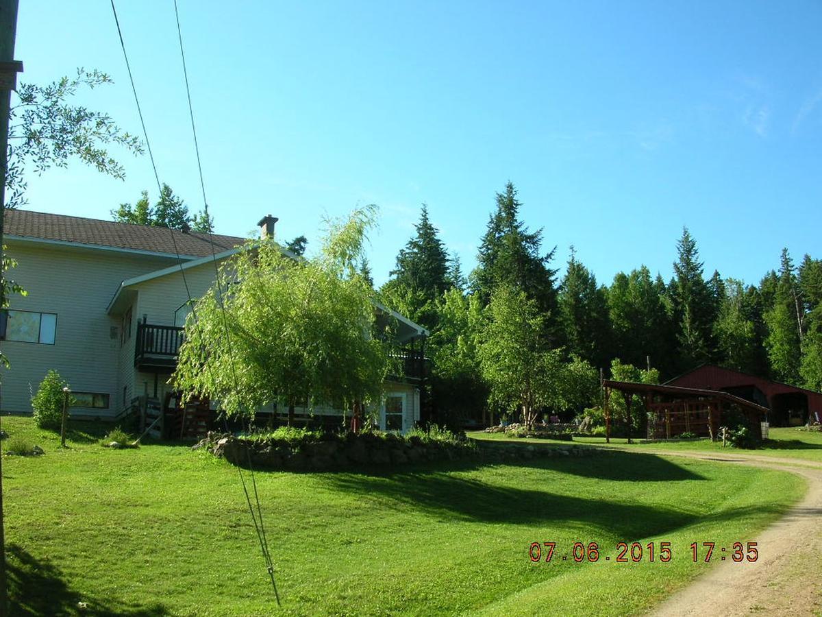 Salmonberry Lane Bed & Breakfast Clearwater Exterior photo